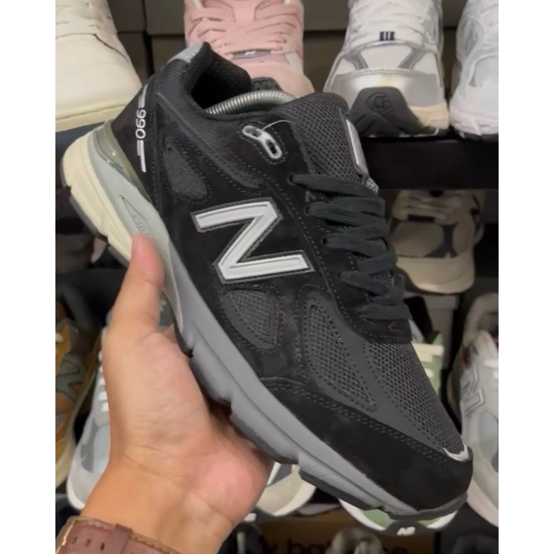 New Balance 990v4 Black Grey