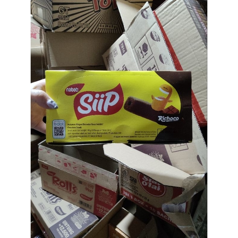 

siip richeese nabati stick per kotak isi 20bks