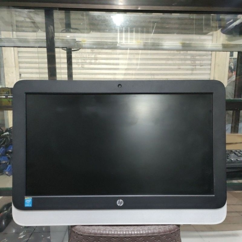PC All in One Hp 20-r026d core i3 gen 4 Ram 4Gb HDD 500Gb Layar 20 in