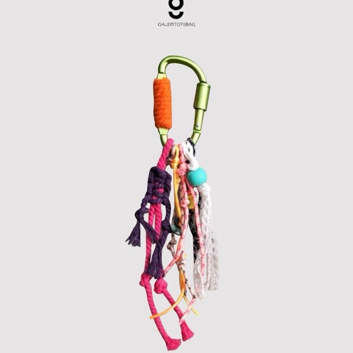 Tawaran BIG CHARM MACRAME MACRAME CARABINER CHARM kalung peri Blue Pengait