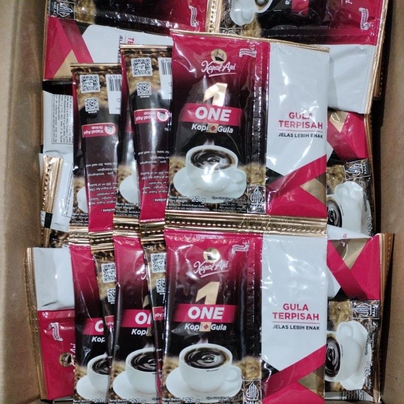 

kopi kapal api one renteng isi 10 sachet/ kopi plus gula /dengan gula terpisah