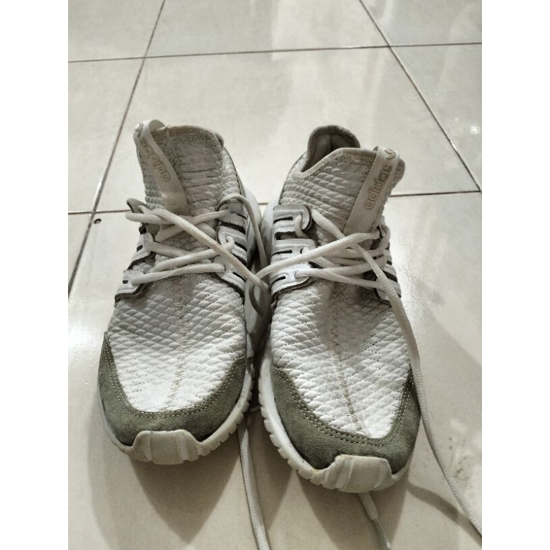 Sepatu Adidas sz 38