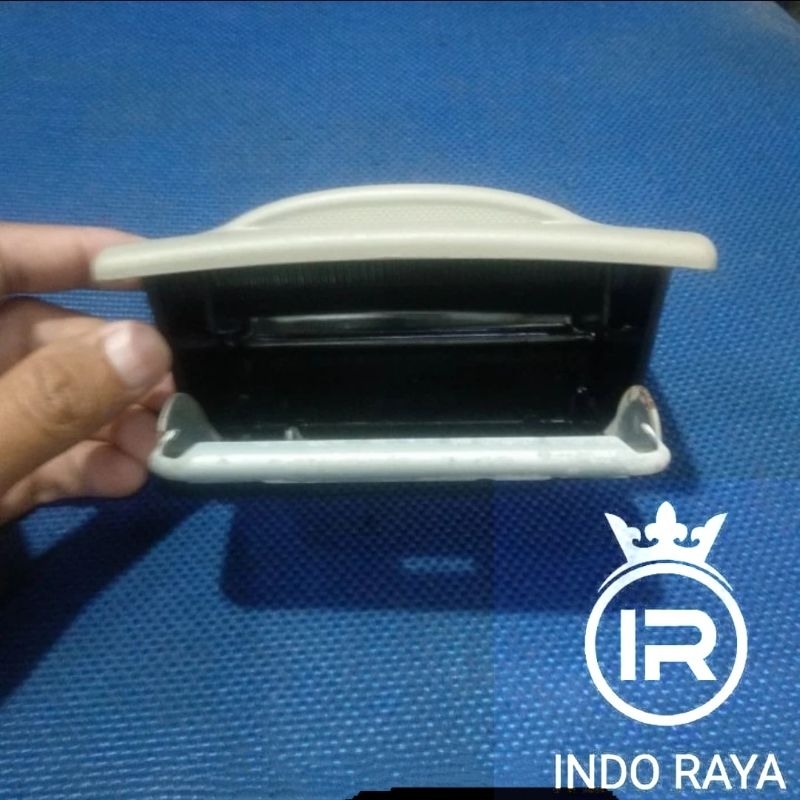 LACI ASBAK KOIN TOYOTA INNOVA 2009-2015 ORIGINAL