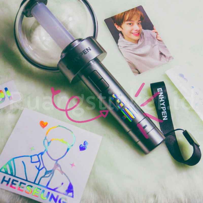 [READY] STIKER HOLOGRAM HANGEUL NAMA MEMBER ENHYPEN NICKNAME LIGHTSTICK STICKER