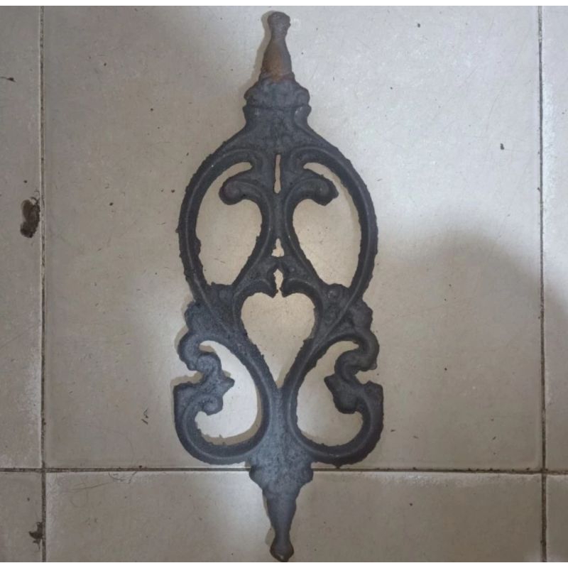 Ornamen Pagar Besi Cor TG 80035