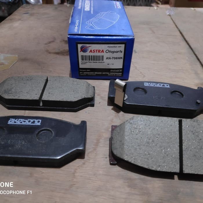 Kampas Rem Depan Swift / Splash. AKEBONO JAPAN