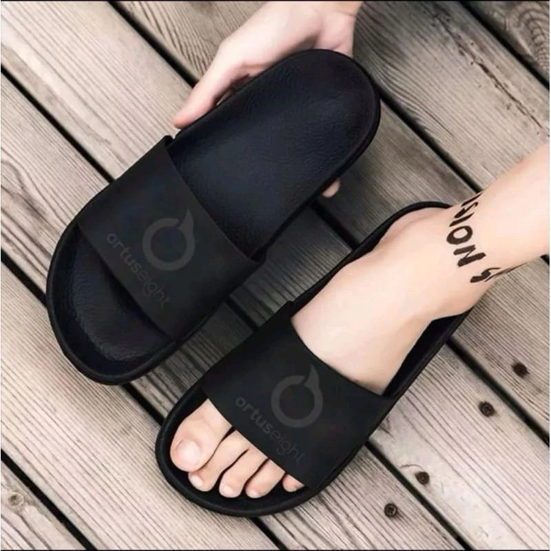 Sandal Slide/Sandal Slop Santai Pria Wanita Kekinian Size 39-43