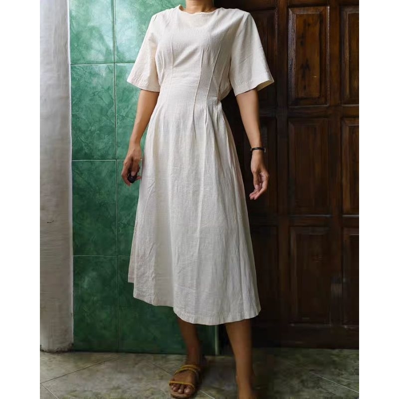 Preloved P❤ Mantan Bukan Baru CR71 Tomo Tom's Toms dress midi feminim kalem calm krem linen size kec