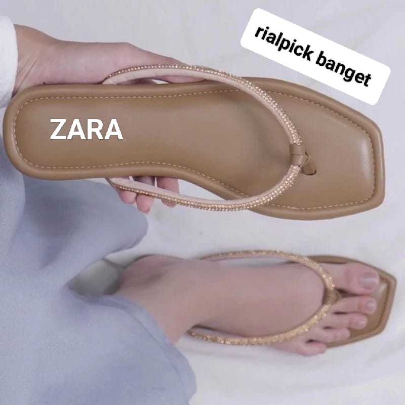 kbs sandal tebaru,OPICIYAL.RISKA.PERMATA ,TRENDI YAMAN DAN EMPUK BGT TOP