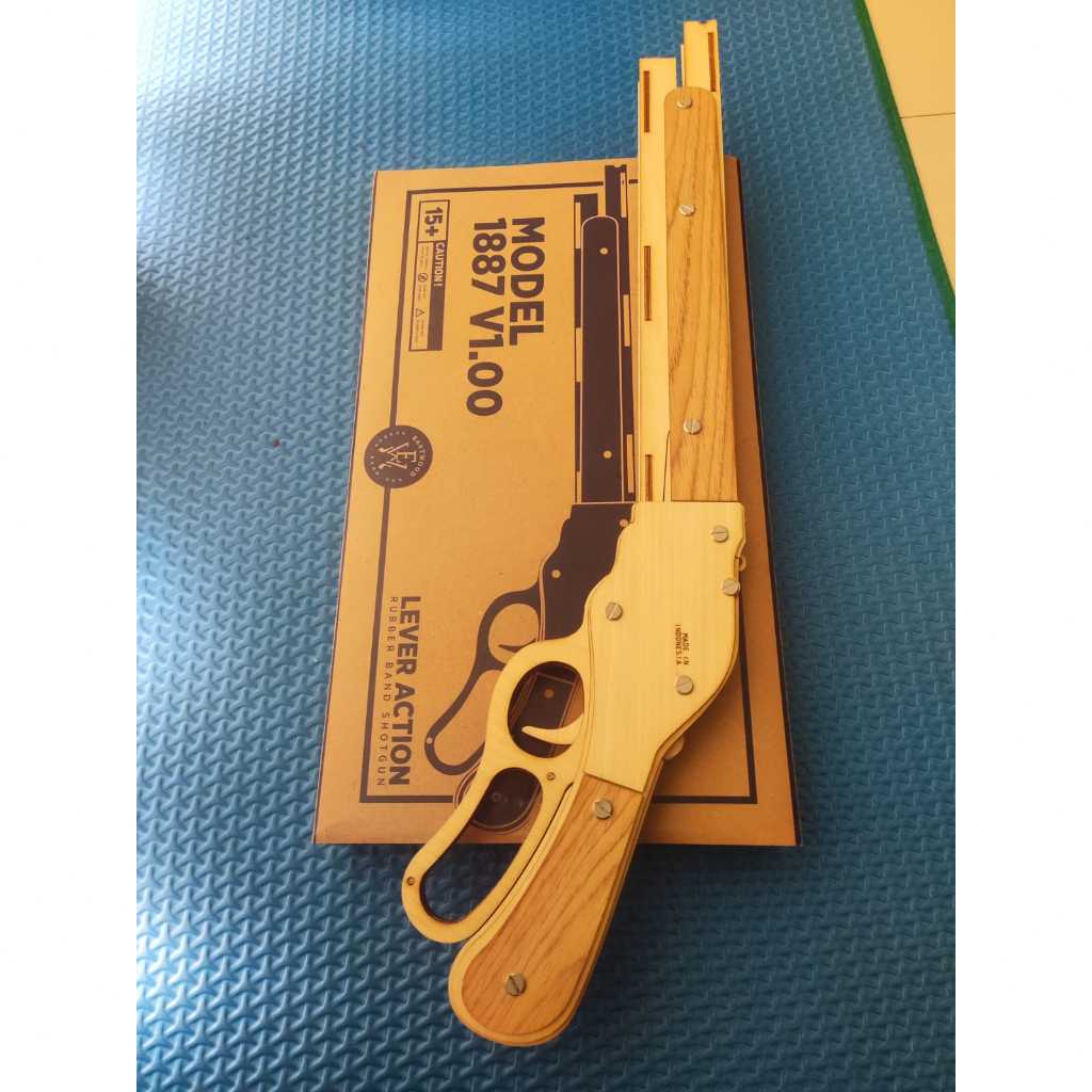 Pistol Mainan Peluru Karet Kokang