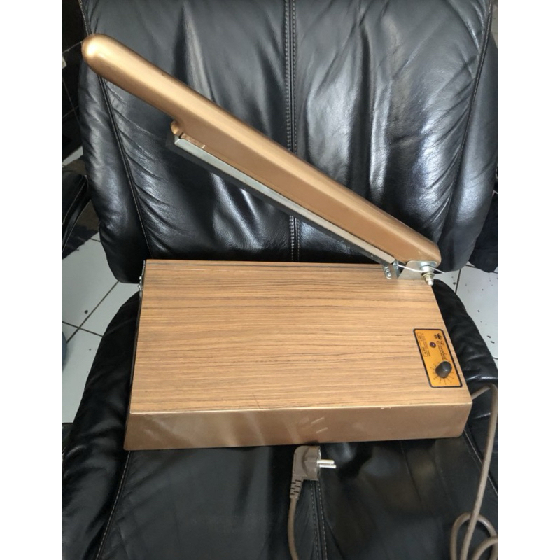 Sealer plastik everbest 32cm