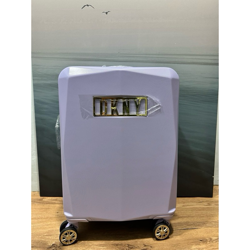 Koper DKNY What a game cabin size 20inch ungu