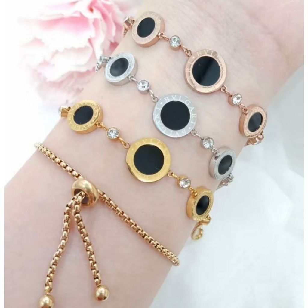 Gelang serut Wanita Titanium Desaign Bulat hitam / Gelang Titanium Bulat Hitam serut