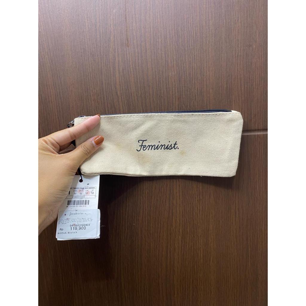 

STRADIVARIUS PENCIL CASE