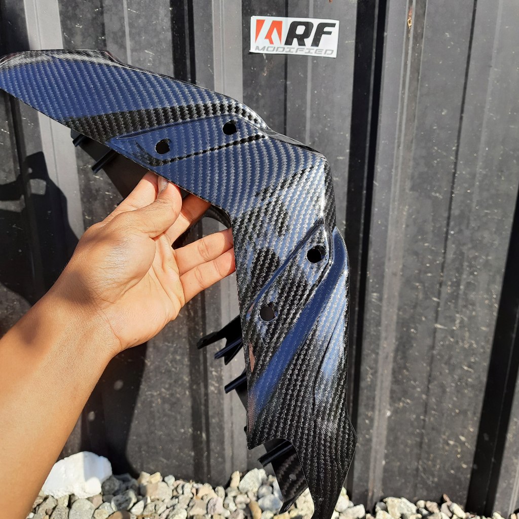 Batok Depan Aerox Old Carbon hitam