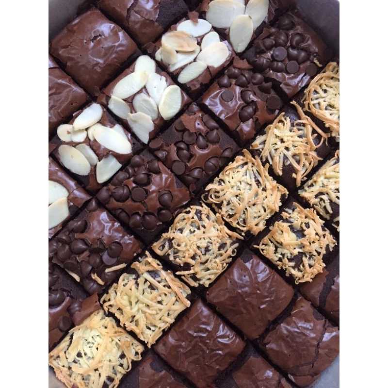 

BROWNIES BUCKET/BROWNIES BITE