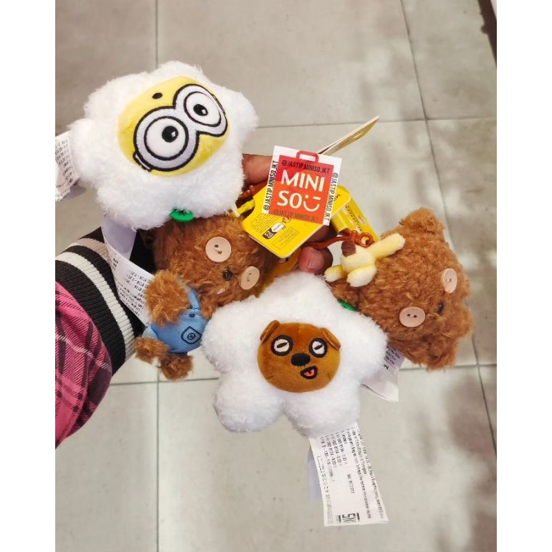 MINISO 🆕 Gantungan Kunci / Hiasan Tas MINIONS Bob + Tim Collection (sz.12.7cm)
