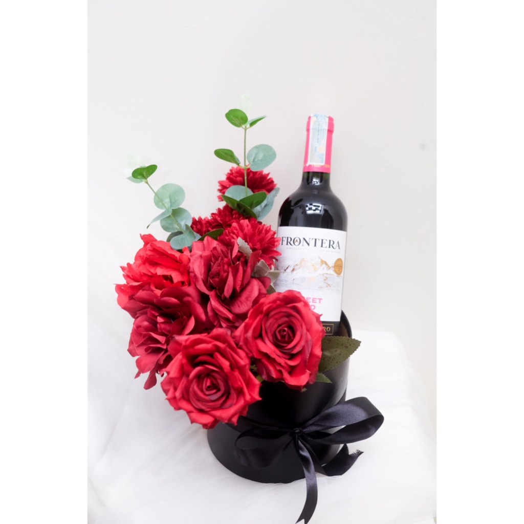 

Buket Bunga Blooming Box Minuman Alkohol With Artificial Flowers