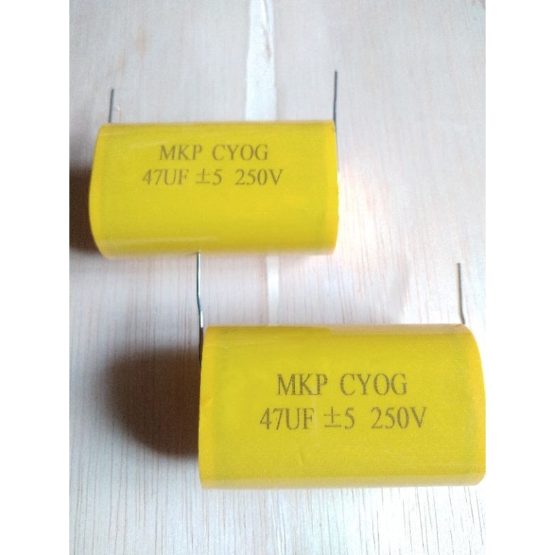 Kapasitor MKP 47 UF 250 V
