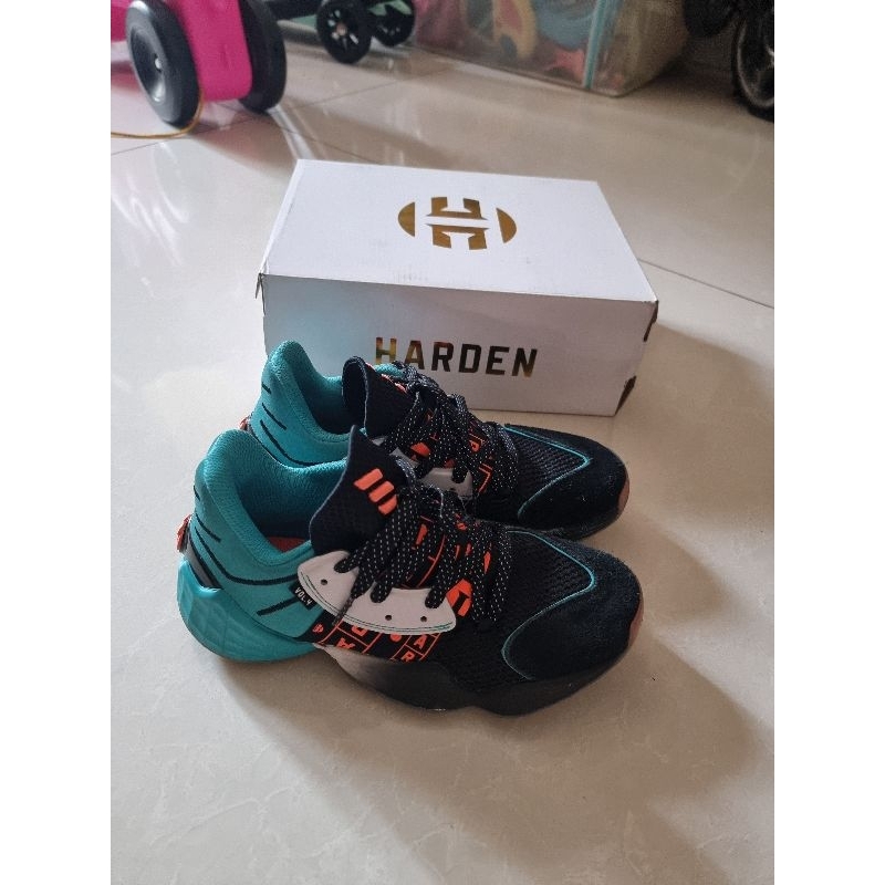 adidas harden vol 4 geek up sepatu basketball anak size 36.5 atau UK4 preloved