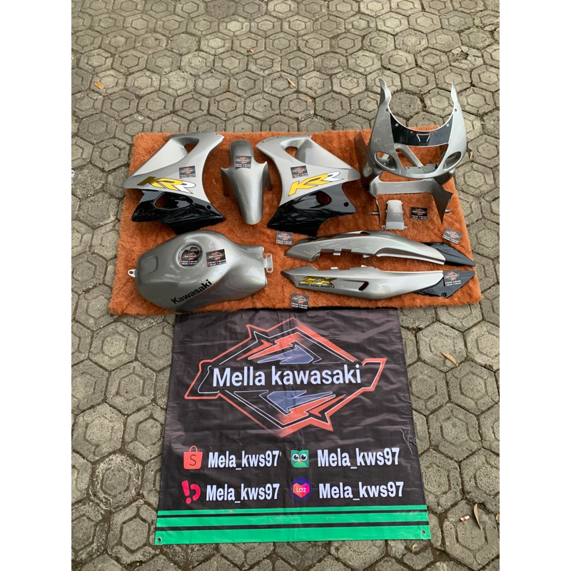 Cover fairing atas bawah ninja rr old zx Cover body fullset ninja rr old zx Cover body belakang ninj