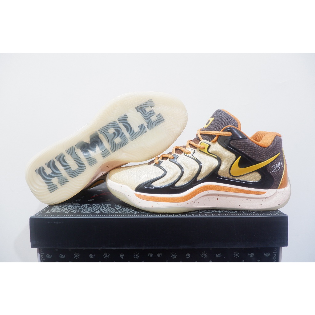 SEPATU BASKET NK KD 17 LOW BINK