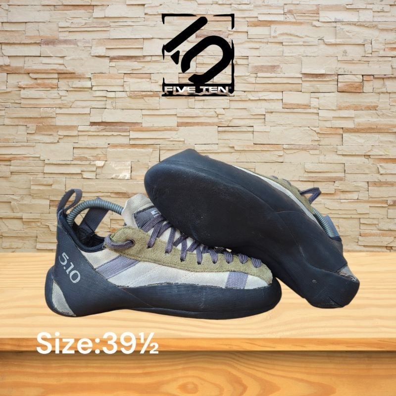 Five ten  climbing shoes | size 39½ sepatu panjat