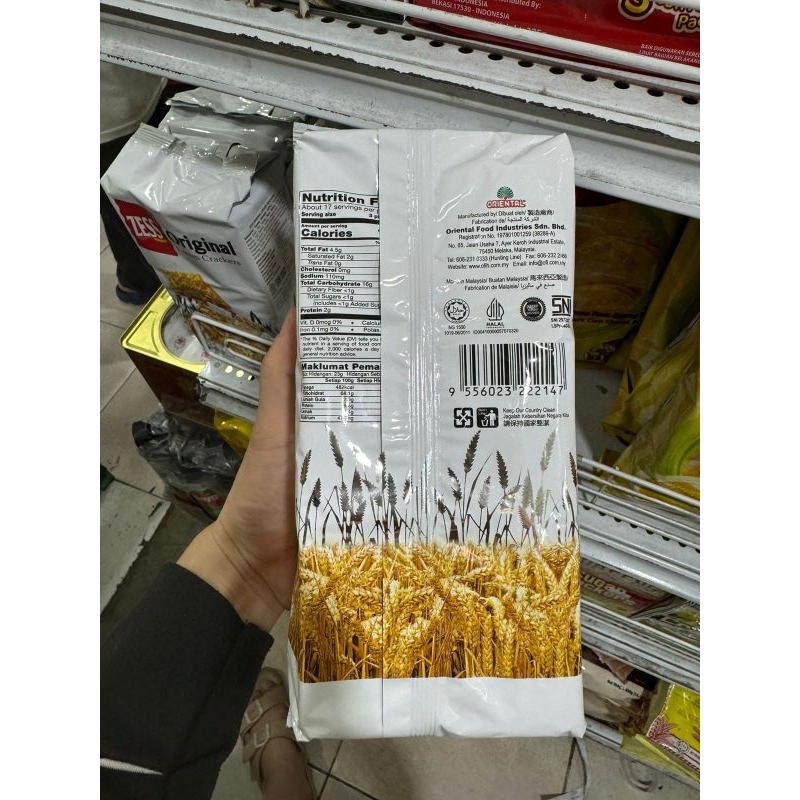 

RB Zess Biscuit Original Cream Crackers 380gr /Biskuit krim Kraker