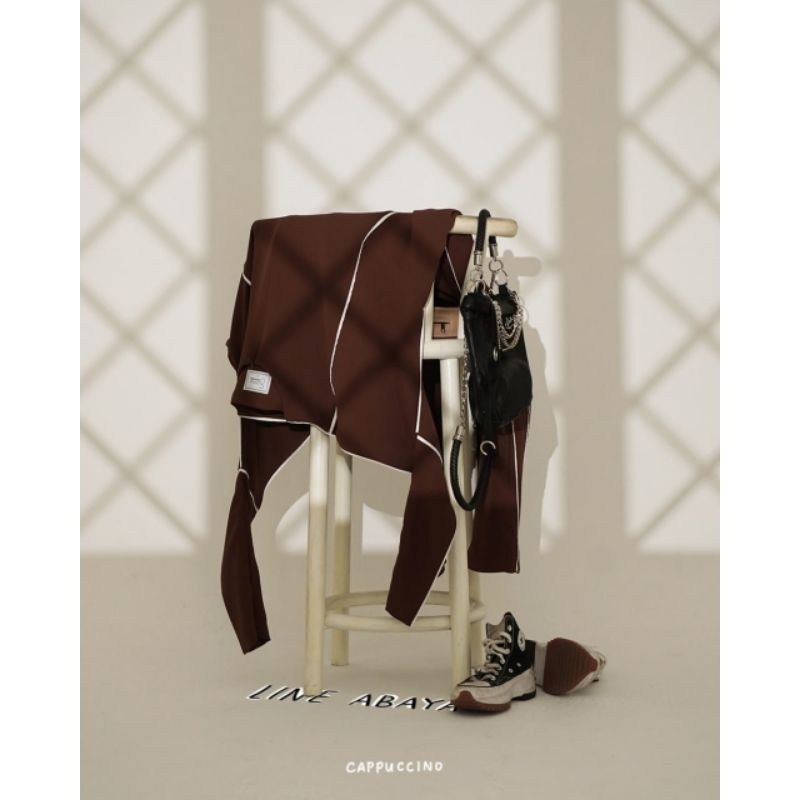 Preloved VVGC Line abaya by sofni cappucino + fk Savana instan short caramel by sofni