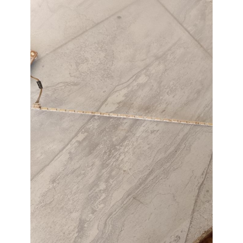 BACKLIGHT TV LED TOSHIBA19HV15E