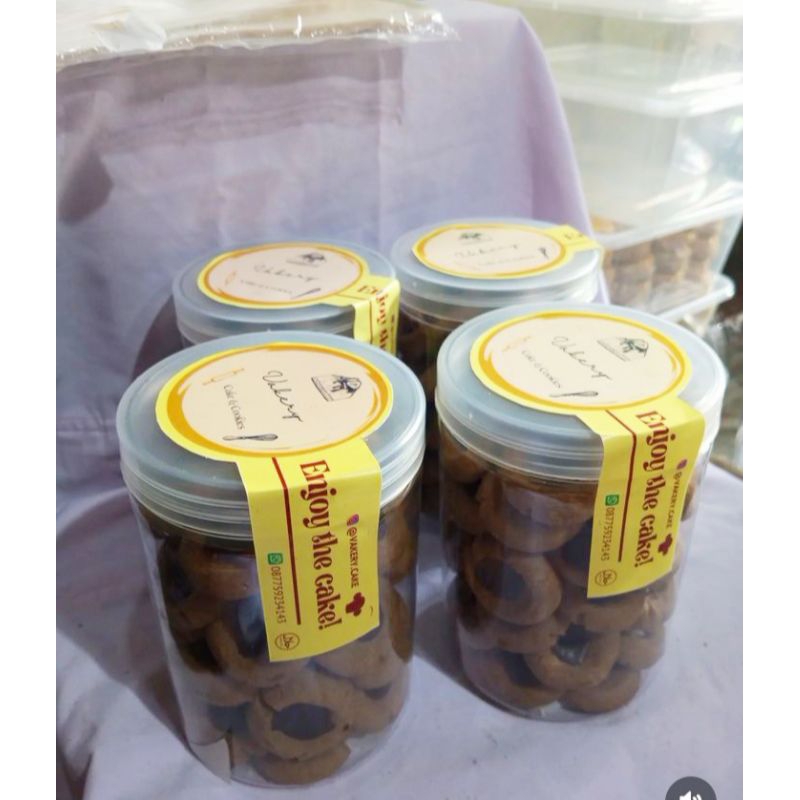 

kue kering (cookies chocolate thumbprint)