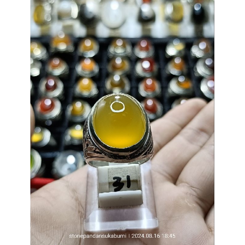 cincin batu akik cempaka kuning