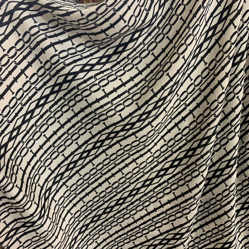 kain silk crinkle - kain cradensa silk motif - kain silk monochrome
