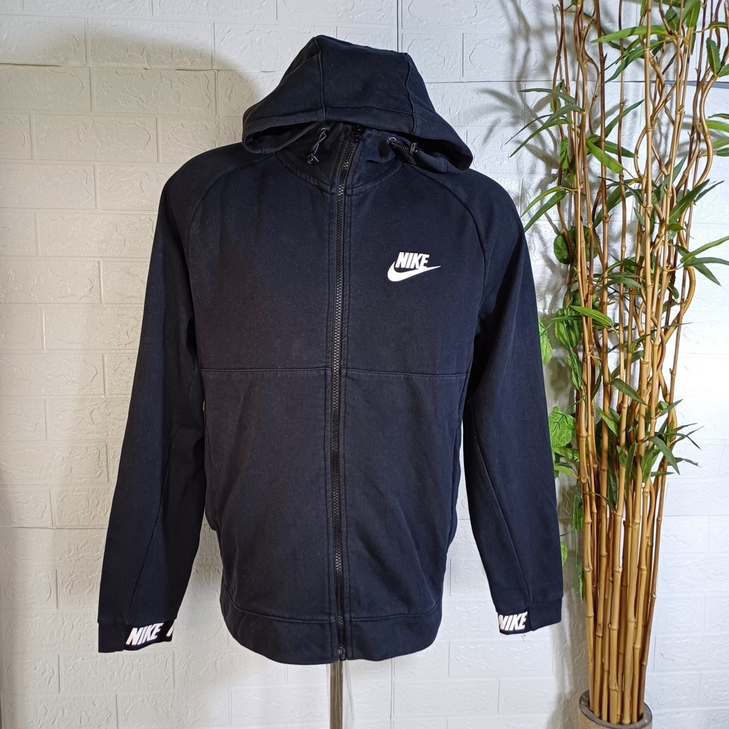 ZIP HOODIE NIKE SWOOSH ORIGINAL (SECOND BRANDED) SIZE L, HITAM, HDOO72