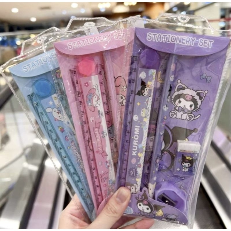 

Pensil kuro set / pensil / paket alat tulis lengkap/ souvenir ulang tahun