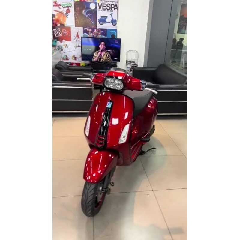 Sticker Skotlet Body Motor Merah Candy