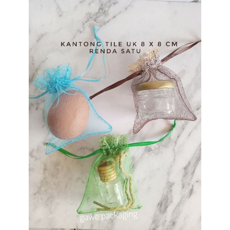 

( Minimal order 10 pcs ) Kantong tile uk 8 x 8 cm renda satu / tile souvenir