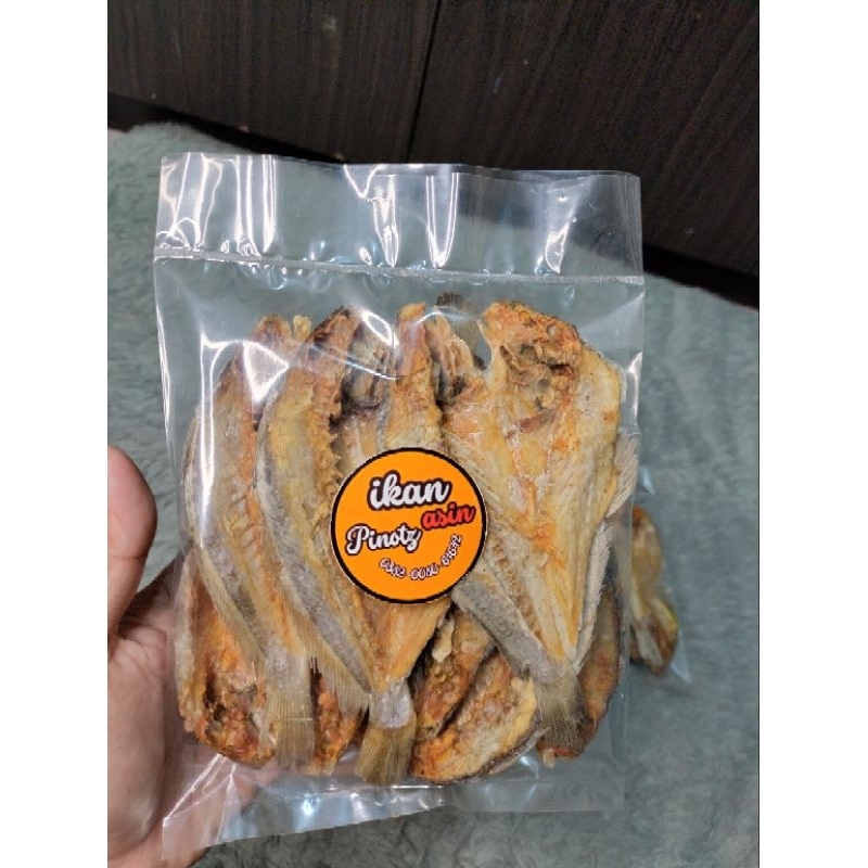 

Ikan Asin Montok (Ikan Montok) Ikan Asin Mentah