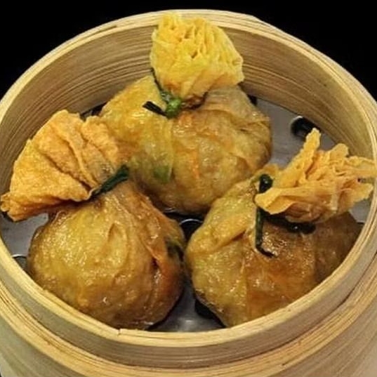 

Dimsum Goreng Ekado Halal bahan Premium