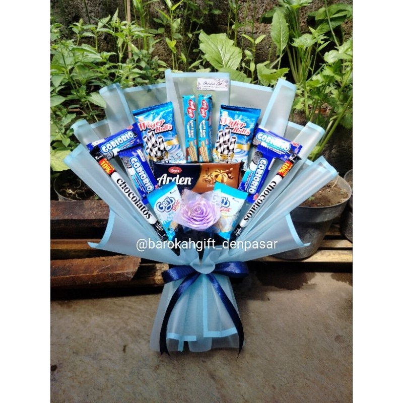 

Snack Bouquet mix Satin Artificial Flower