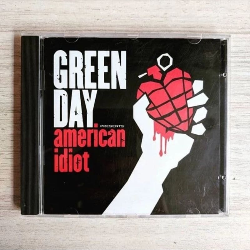CD MUSIK ORI IMPOR Green Day - American Idiot (Special Ed + VCD)
