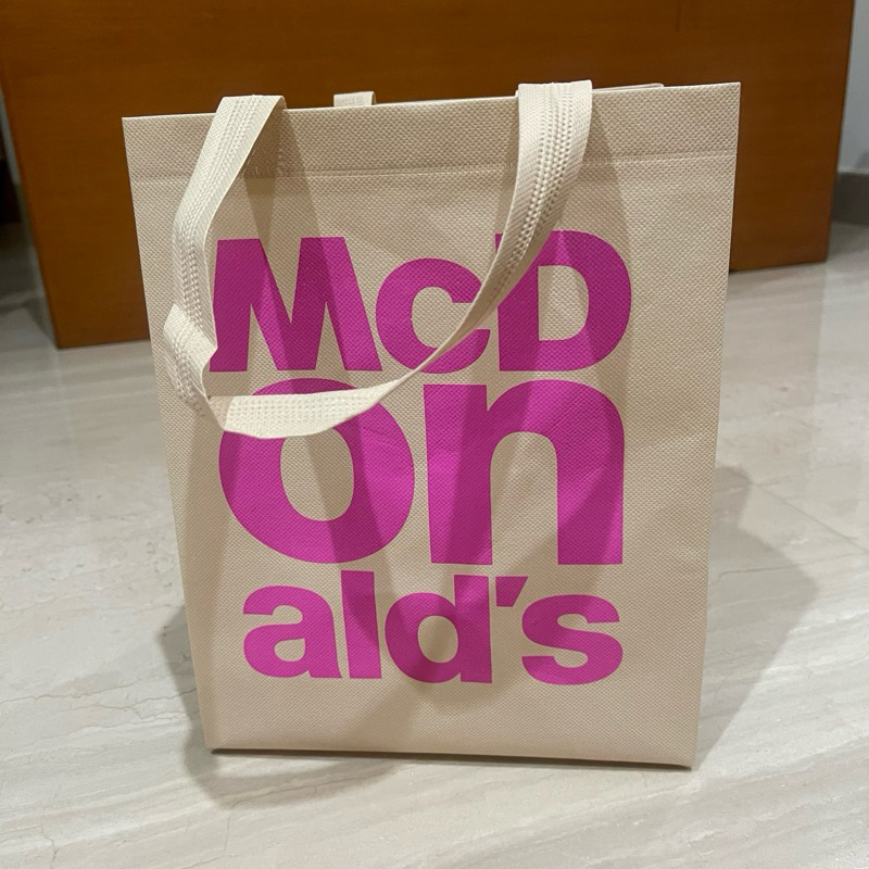 

[READY LANGSUNG KIRIM] PAPERBAG / TOTEBAG MCD ORIGINAL 100%