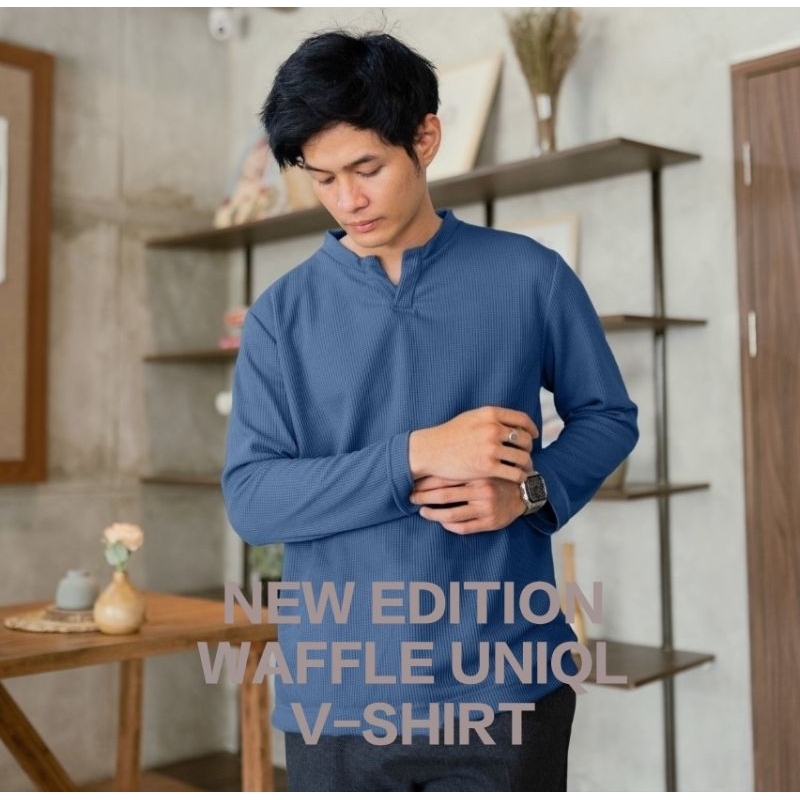 KAOS V-NECK PRIA LENGAN PANJANG BAHAN WAFFLE UNIQLO VNECK