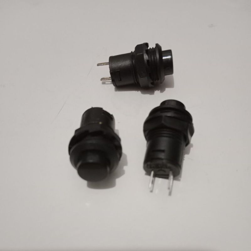 saklar on of hitam tekan on tekan lgi off