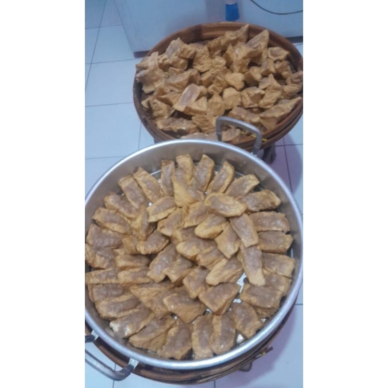 

Tahu bakso uk.sedang isi 10 pc ( pengiriman khusus area Yogyakarta)