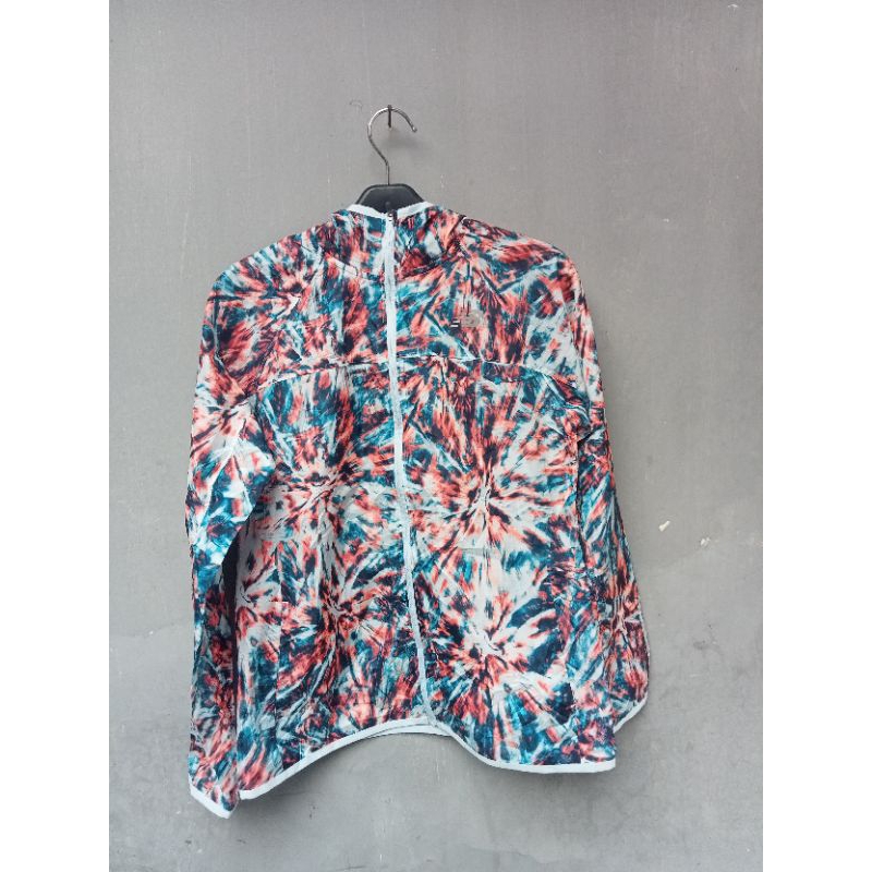 jaket running NB