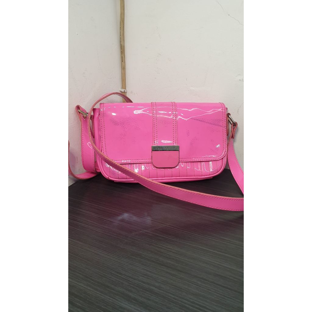 Tas Selempang / Slingbag Ted Baker Fuchia