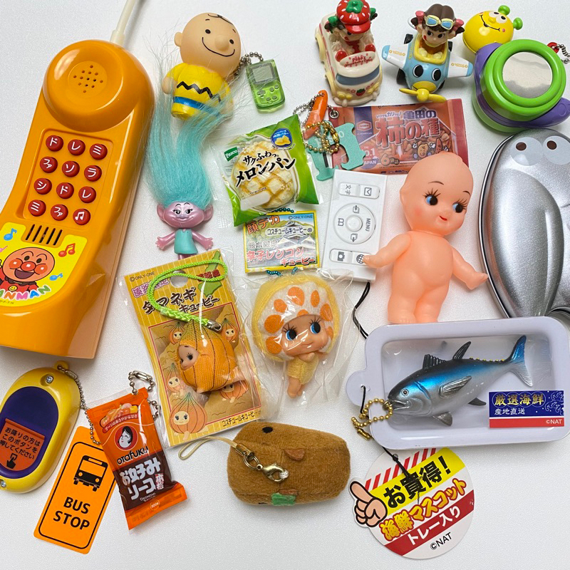 Various Trinket Various Gotochi Telepon Anpanman Mobil Peko Peko Car Pasco Bread Pasco Melonpan Food