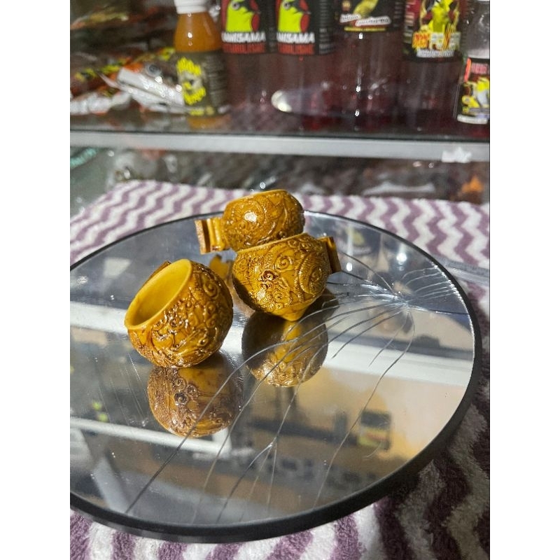 CEPUK PAKAN BURUNG KECIL