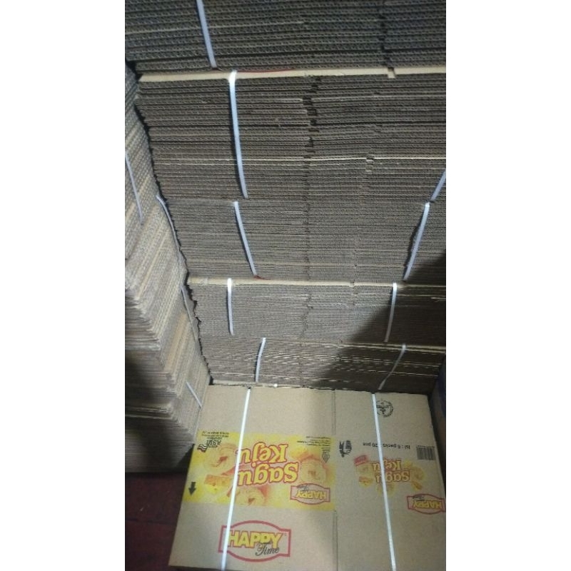 

KARDUS BEKAS SNACK ( UKURAN KECIL ) 25 x 18 x 12 Cm